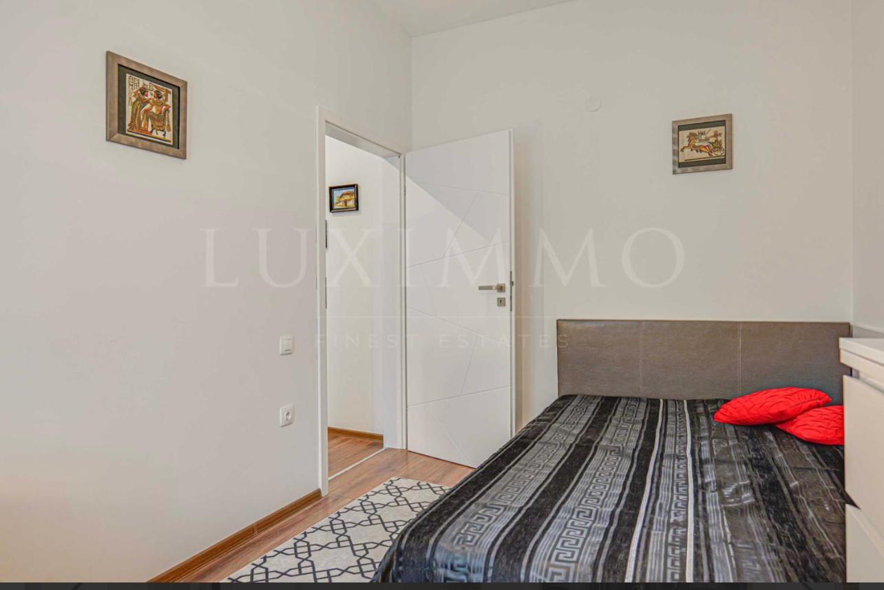 A Lovely 2 Bedroom Apartment In The Heart Of Sófia Exterior foto